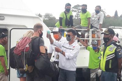 Boleto del barco rápido Eka Jaya Bali a la isla Gili Boleto del barco rápido Eka Jaya Bali a la isla Gili