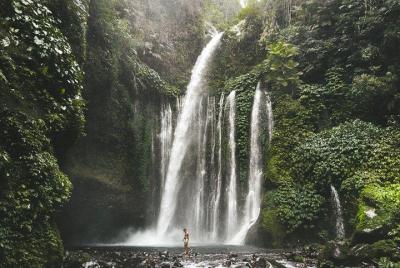 Viaje a la cascada de Sindang Gile y Tiu Kelep