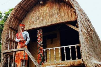 Excursión privada de día completo a la aldea y playa de Lombok Sasak