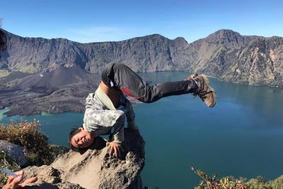 Trekking Mt Rinjani 2 días 1 noche (borde del cráter Senaru)
