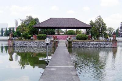 Puntos destacados alrededor de Mataram