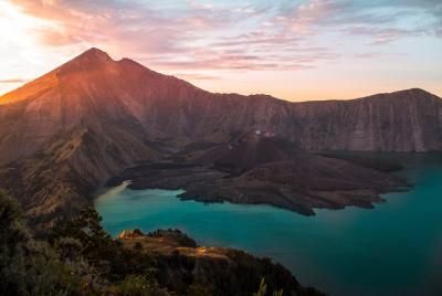 Mount Rinjani Sunrise Trekking (un día)