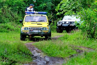Disfrute de un día de aventura cultural con Nature Salak Agro Jeep Village Trail Disfrute de un día de aventura cultural con Nature Salak Agro Jeep Village Trail