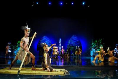 Devdan Show ~ Increíble danza tradicional y acrobática de Indonesia Devdan Show ~ Increíble danza tradicional y acrobática de Indonesia