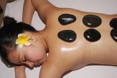 Royal Orchid Spa 2 horas de masaje con piedras calientes Royal Orchid Spa 2 horas de masaje con piedras calientes
