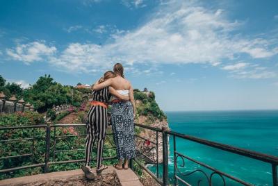 Cena al atardecer de Uluwatu, danza Kecak y mariscos a la parrilla Cena al atardecer de Uluwatu, danza Kecak y mariscos a la parrilla
