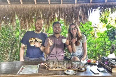Excursión con chofer de día completo a Bali con el templo Tirta Empul Excursión con chofer de día completo a Bali con el templo Tirta Empul
