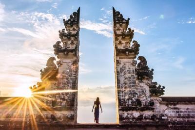 Bali Gate Of Heaven & Instagramable: recorra los lugares más pintorescos Bali Gate Of Heaven & Instagramable: recorra los lugares más pintorescos