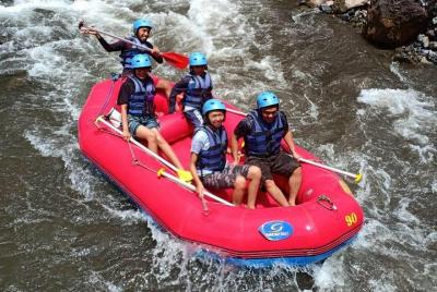 Rafting Telaga Waja: 3 horas de duración, sin paso y recogida gratuita con almuerzo buffet Rafting Telaga Waja: 3 horas de duración, sin paso y recogida gratuita con almuerzo buffet