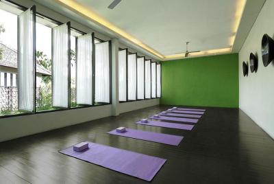 Sesión de yoga privada en The Amala Wellness Studio Sesión de yoga privada en The Amala Wellness Studio