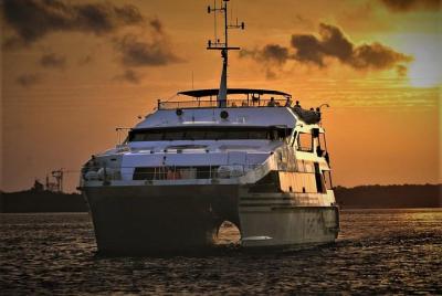 Tour de luna de miel en Bali de 5 días y 4 noches con crucero con cena al atardecer Tour de luna de miel en Bali de 5 días y 4 noches con crucero con cena al atardecer