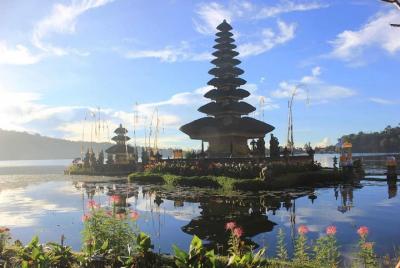6 días 5 noches Kuta y Ubud luna de miel con piscina privada Villa 6 días 5 noches Kuta y Ubud luna de miel con piscina privada Villa