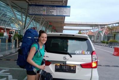 Traslado desde el aeropuerto (DPS) Ngurah Rai al área de Kuta Traslado desde el aeropuerto (DPS) Ngurah Rai al área de Kuta