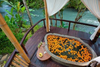 Masaje Bali Tradicional Tratamiento Lulur & Spa 2 Horas Masaje Bali Tradicional Tratamiento Lulur & Spa 2 Horas