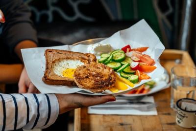 Experiencia Lonely Planet: Tour gastronómico de los verdaderos sa