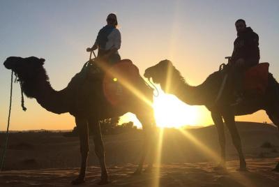 Ouarzate - Merzouga - Ouarzazate Tour de 2 días Ouarzate - Merzouga - Ouarzazate Tour de 2 días