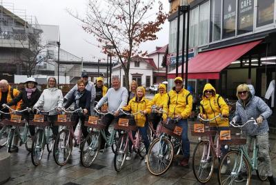 Guías locales te guían! Karuizawa haciendo una gira Guías locales te guían! Karuizawa haciendo una gira