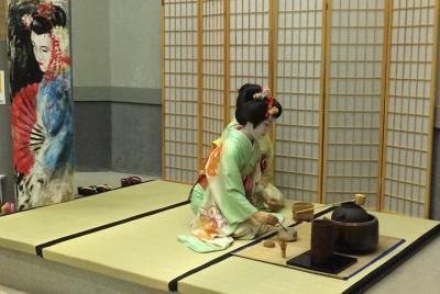 Ceremonia del té con una geisha