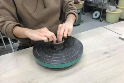 Curso de experiencia en cerámica solo en moldeo (sin producto ter