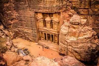 Petra y Little Petra Ida y vuelta desde Amman, Madaba, Aeropuerto Lugares turísticos en Cosas que hacer en Petra y Little Petra Ida y vuelta desde Amman, Madaba, AeropuertoLugares turísticos en Cosas que hacer en