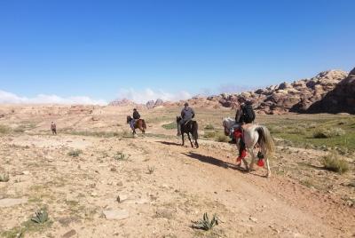 Recorrido a caballo de 2 horas por Petra: High Place of Sacrifice fuera del circuito turístico