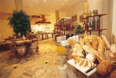 Cena especial privada Cave Bar de Petra