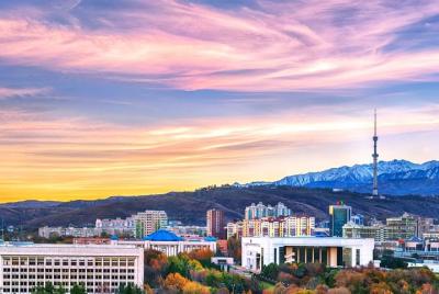 Ciudad de mil colores de Almaty y Cañón Charyn (5 días)