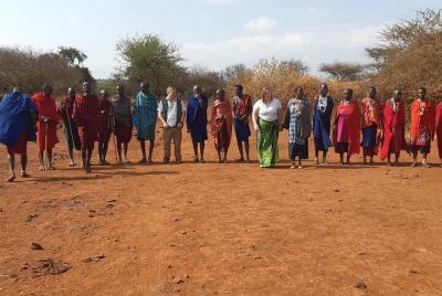 Safari privado de 2 días en Tsavo East con recogida en Diani