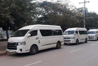 Transferencia compartida desde Vang Vieng a la ciudad de Luang Prabang
