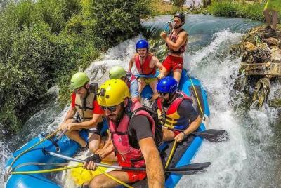 Consigue tu adrenalina alta con una experiencia de rafting en Hermel Consigue tu adrenalina alta con una experiencia de rafting en Hermel