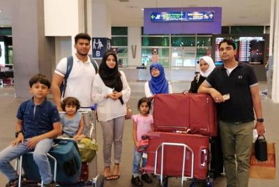Cherating City Hoteles hasta Aeropuerto Internacional de Kuala Lumpur Solo ida