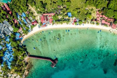 Isla Perhentian 3D2N con pensión completa y dos viajes de snorkel