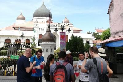 Paseo por la historia alrededor de George Town Paseo por la historia alrededor de George Town