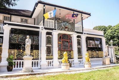 Excursión a la isla de Penang, incluido el templo de la serpiente Excursión a la isla de Penang, incluido el templo de la serpiente