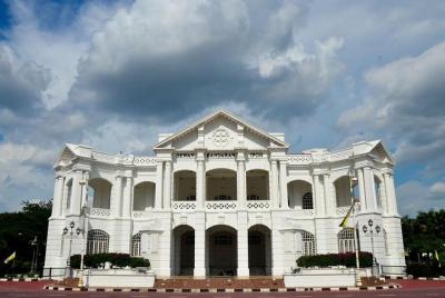 Penang City al aeropuerto de Kuala Lumpur EN RUTA Ipoh Heritage Tour Penang City al aeropuerto de Kuala Lumpur EN RUTA Ipoh Heritage Tour