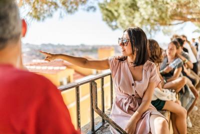 Tours privados personalizados de Lisboa con un local: lugares des