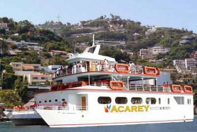 Crucero en el yate Acarey por Acapulco