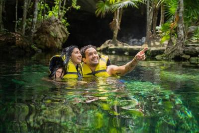 Tour de día a las Ruinas Mayas de Tulum con Nado en Cenote