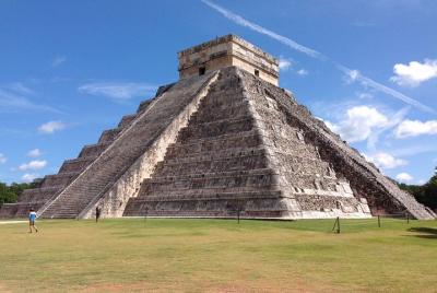 Chichen Itza Premium early access, Ikkil Cenote, Valladolid & Loc