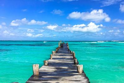 Traslado privado al aeropuerto: de Cancún al aeropuerto internaci