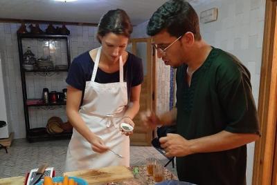 Cocinar clase de tajine local en Fez Cocinar clase de tajine local en Fez