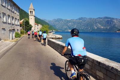 Tour en bicicleta entre Kotor y Tivat alrededor de la península d