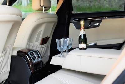 Traslado del aeropuerto de Tivat, Porto Montenegro a Budva, Sveti