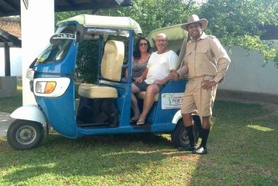Tour por la ciudad de Colombo Bay Tuk Tuk