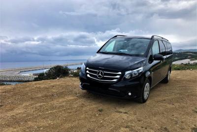 Traslado privado desde Chefchaouen a Casablanca o al aeropuerto de Casablanca Vice Versa