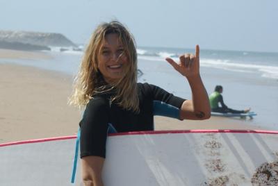 Vacaciones inolvidables de entrenamiento de surf (estadía todo incluido, 8 días y 7 noches)