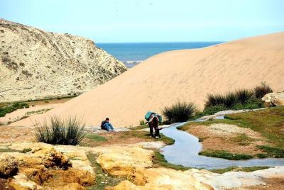 CASCADAS y dunas de Sidi Mbark, té con la familia bereber