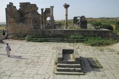 Excursión de un día de Fez a Volubilis y Meknes Excursión de un día de Fez a Volubilis y Meknes