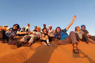 Viaje nocturno al desierto del Sahara desde Fez a Marrakech (grupo pequeño)  Viaje nocturno al desierto del Sahara desde Fez a Marrakech (grupo pequeño)