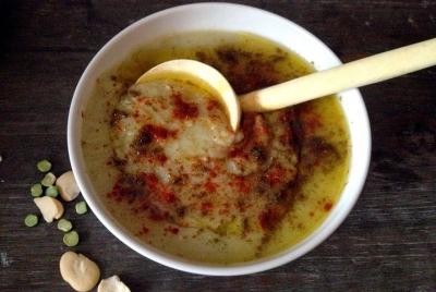 Tour gastronómico: degustación de cocina local y tatuajes de henna.